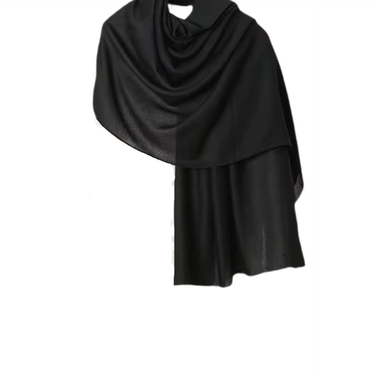 https://www.amodeyah.com/cdn/shop/files/Cotton-Linen Hijab – Black | Textured & Breathable.jpg